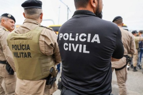 Polícia