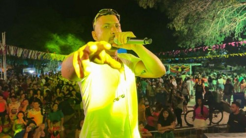 Em