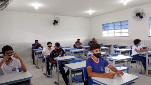Estudantes