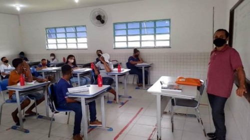 Estudantes
