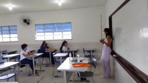 Estudantes