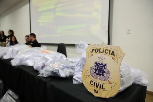 Polícia