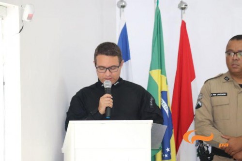 Policiais