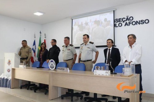 Policiais