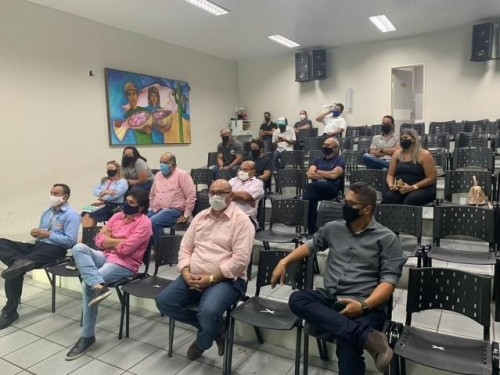 Secretários