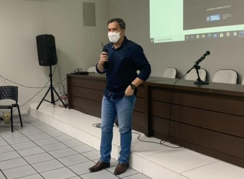 Secretários