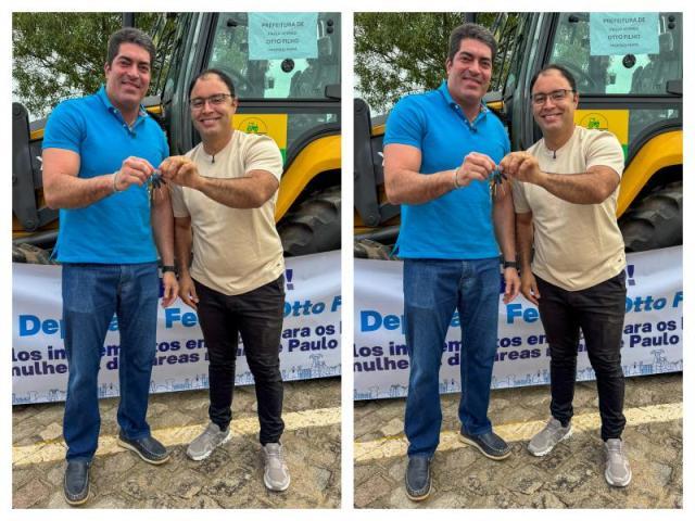 Prefeito Mario Galinho recebeu neste domingo a visitar do Deputado Federal Otto Filho que entregou equipamentos fundamentais, uma retroescavadeira e um trator de aração