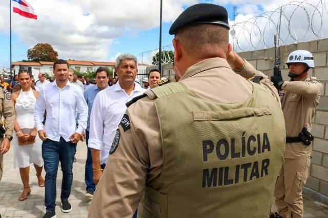 Governo anuncia pacote de projetos para reforçar segurança no interior e na capital