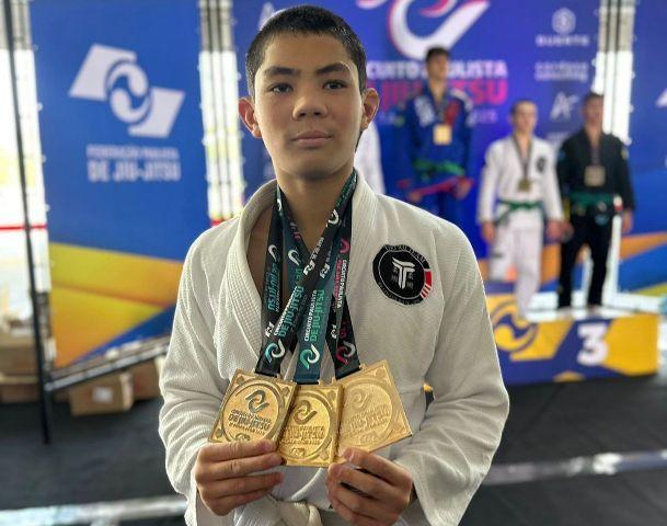 Jovem baiano conquista tricampeonato paulista de jiu-jítsu