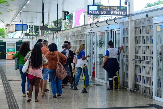 BRT Salvador bate recorde e registra 2 milhões de passageiros transportados num único mês