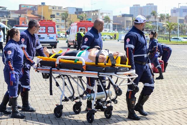 Salvador realiza simulado de emergência com múltiplas vítimas durante congresso de enfermagem