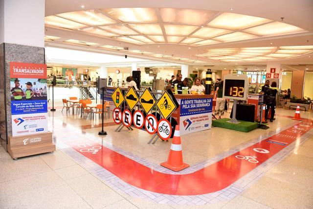 Semana Nacional de Trânsito 2025 terá Exposição da Transalvador e fórum sobre segurança; confira programação