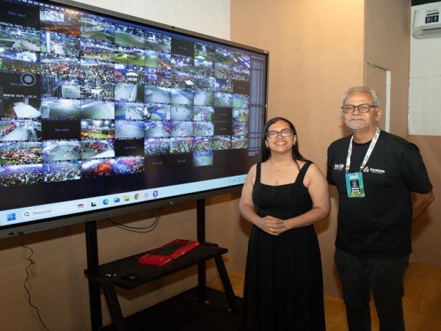 Ana Paula Matos acompanha centro de monitoramento do Virada Salvador e destaca ampliação do serviço 