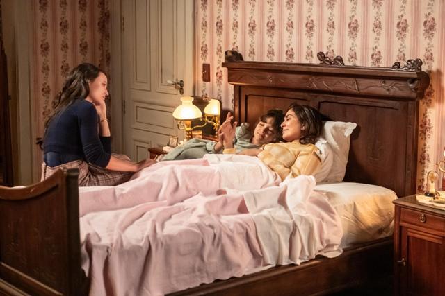 Estela revela ser mãe de Anabela e vive despedida emocionante com Miriam em ‘Êta Mundo Melhor!’