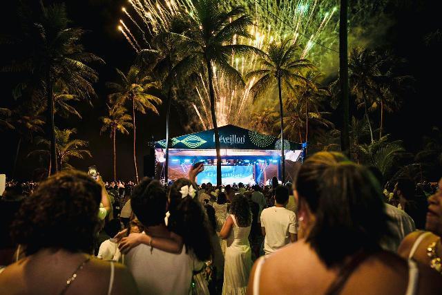 Réveillon Costa do Sauípe 2026 consagra três noites de celebração, emoção e grandes encontros à beira-mar