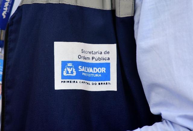 Semop apreende mais de 2 mil garrafas de vidro durante trajeto da Lavagem do Bonfim