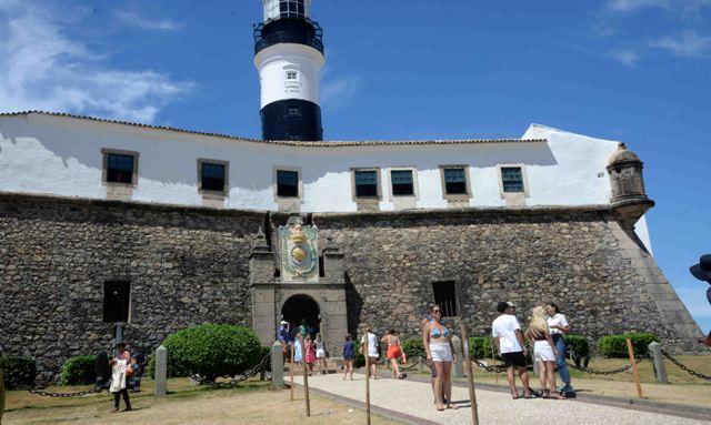 VALE ESTE: Salvador deve ter verão histórico e receber 3,6 milhões de visitantes