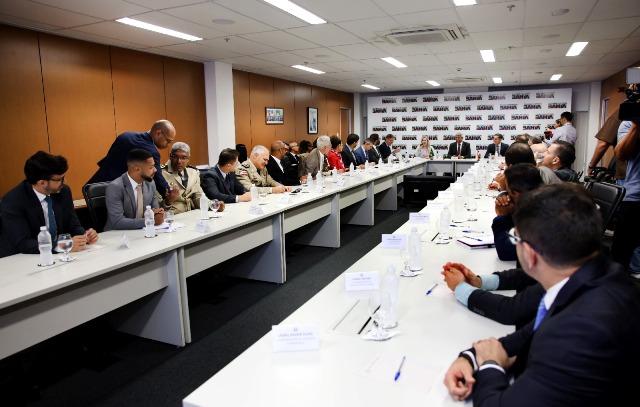 Com queda nos índices de mortes violentas, Estado amplia metas do Bahia Pela Paz para 2026