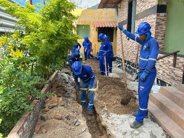 Obra da Embasa reforça estrutura sanitária no Porto das Sardinhas