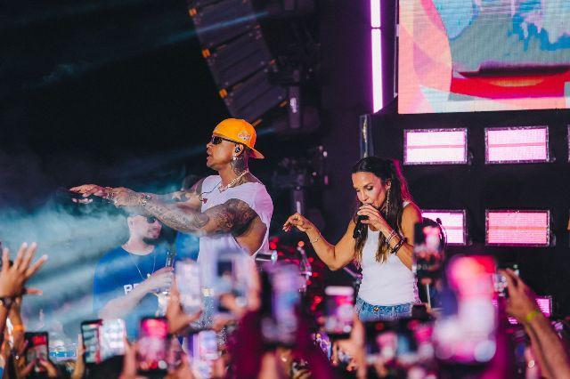 Léo Santana celebra sucesso do PaGGodin em Salvador com ingressos esgotados