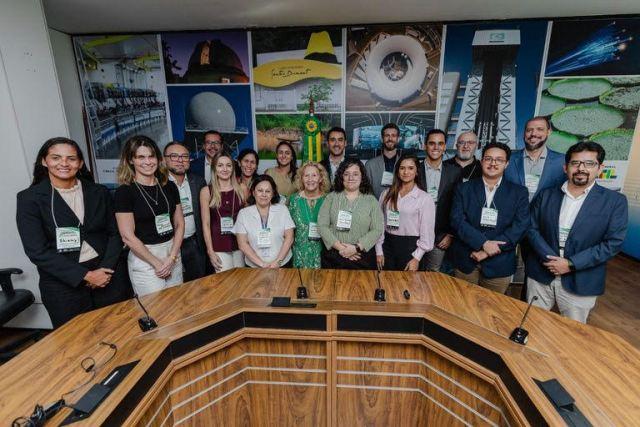 Salvador participa de reunião em Brasília sobre projeto internacional de combate à poluição plástica
