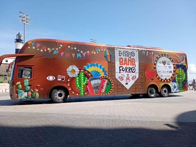 Expresso Band Forró 2026 percorre mais de 90 cidades da Bahia para mostrar a força e a tradição dos festejos juninos