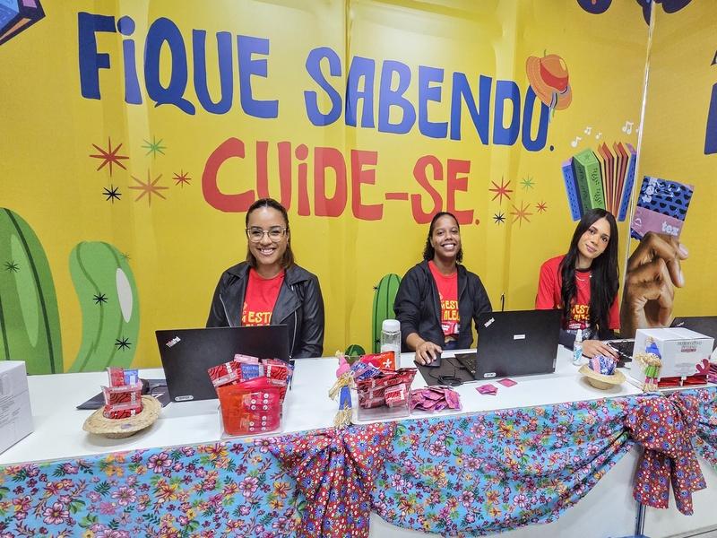 Com recorde de atendimentos, posto da Sesab no Pedrão de Eunápolis reforça prevenção às ISTs