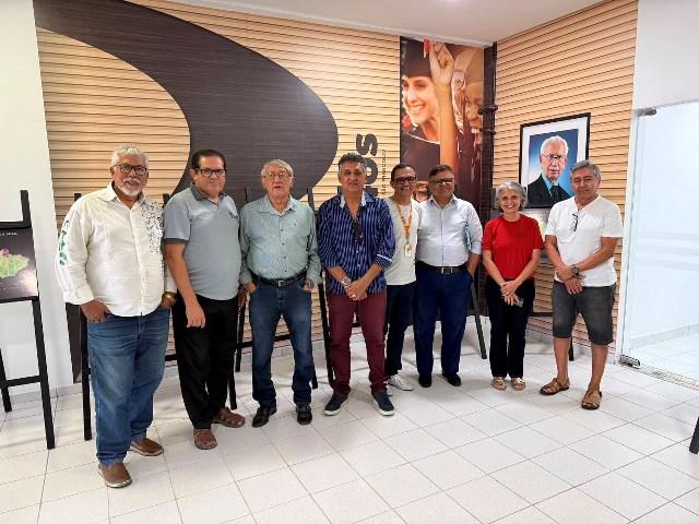 ALPA - Academia de Letras de Paulo Afonso e IGH - Instituto Geográfico e Histórico de Paulo Afonso visitam a 1ª ExpoMapas da UniRios
