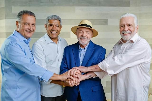 Jerônimo abre campanha na Colina Sagrada, em Salvador, e faz primeiro grande comício em Irecê