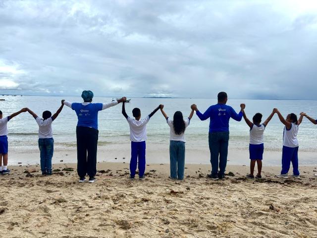 Cleanup Day: Projeto Mares mobiliza comunidade para ação de limpeza na Ilha de Itaparica