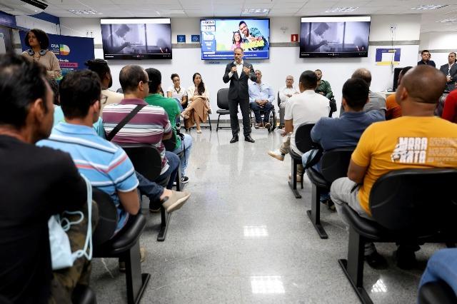 Estado da Bahia amplia oportunidades de trabalho para pessoas com deficiência com 430 vagas
