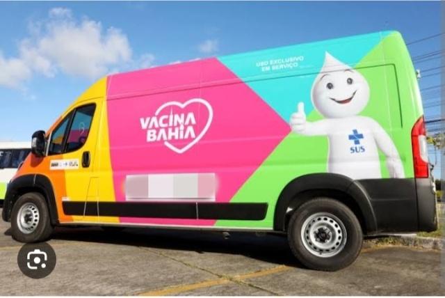 Secretaria de Saúde realiza ação itinerante com o Vacimóvel para ampliar a cobertura vacinal no município