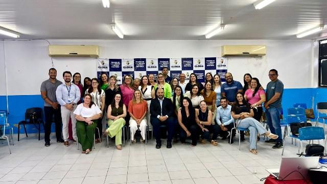 Glória promove reunião para fortalecer a rede de proteção a crianças e adolescentes vítimas de violência