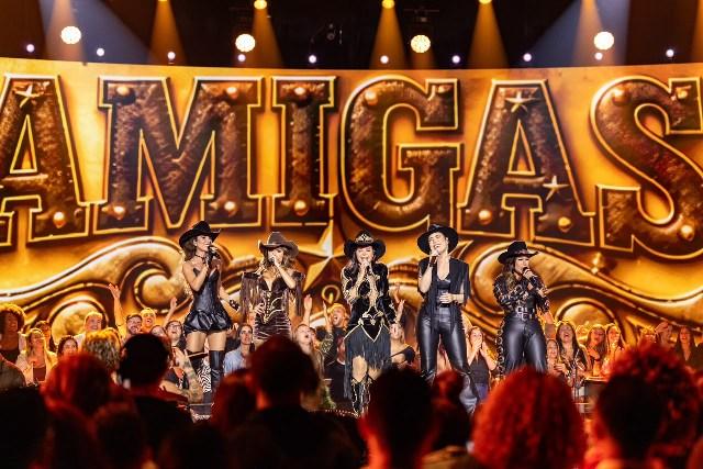 Maiara & Maraisa, Simone Mendes, Paula Fernandes e Naiara Azevedo se reúnem para gravação de 'AMIGAS'