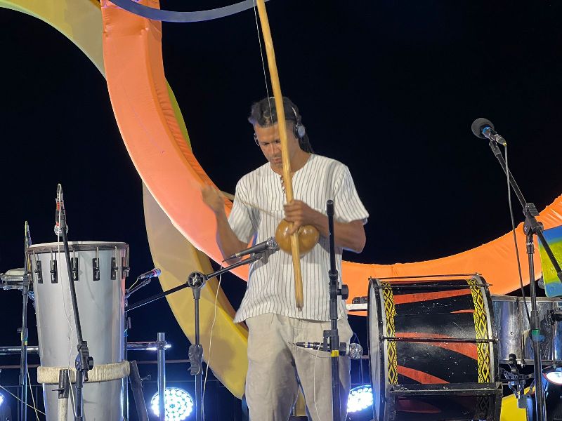 BONDJAZZPOS09