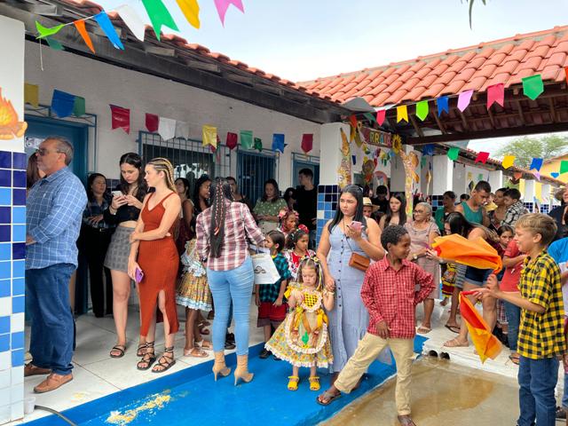 REQUALIFICAÇÃO ESCOLA 05