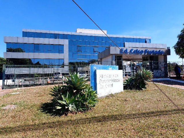 REUNIAOMINISTRODEDESENVOLVIMENOREGIONAL03